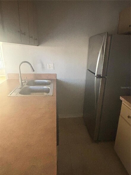 Foto del edificio - 327 Dundee Dr