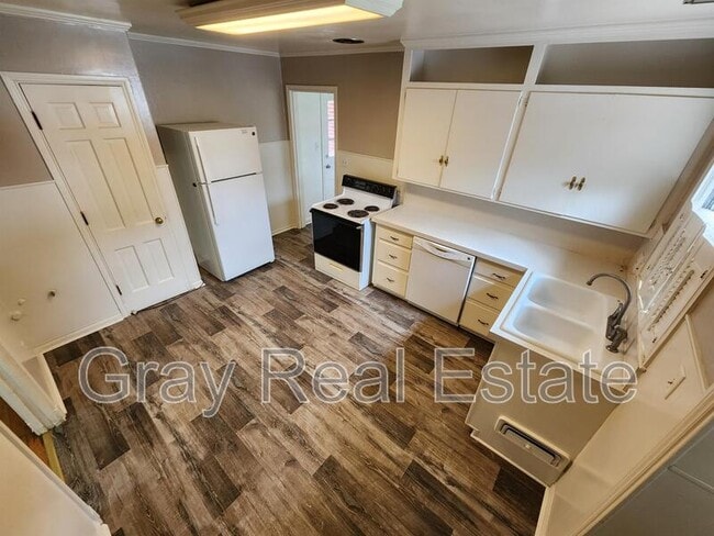 Foto del edificio - 421 S Highland St
