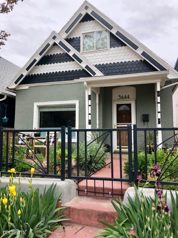 Primary Photo - 5 br, 2 bath House - 3644 Lipan St