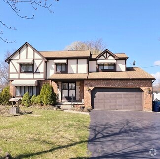 Building Photo - 650 Hopkins Rd