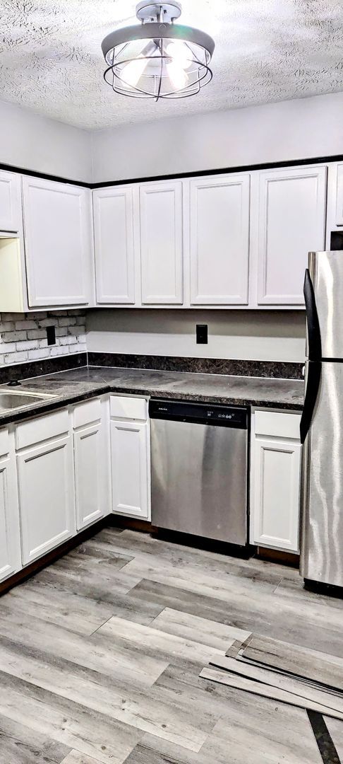 Building Photo - Prime Location! Dublin City Schools! 2 BD ...