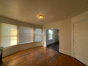Building Photo - 1253 N 34th St
