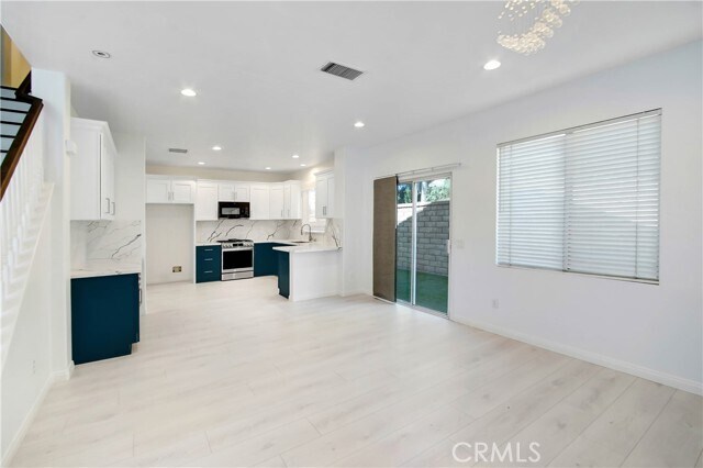 Building Photo - 28349 Willow Ct