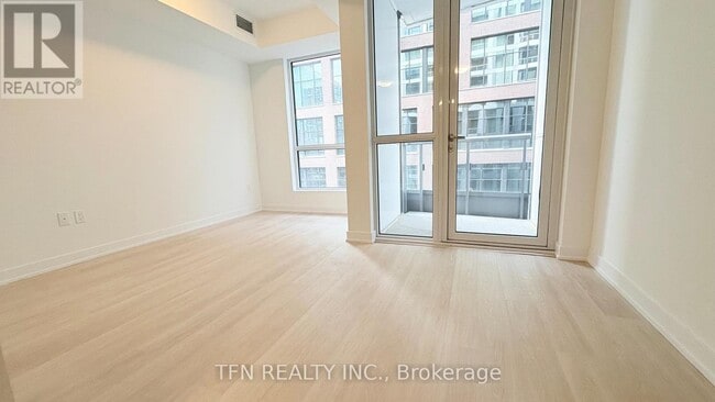 Photo du bâtiment - 15 Richardson St