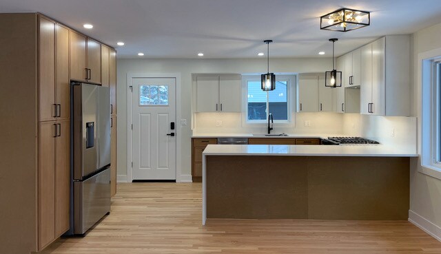 Building Photo - 3N446 N Howard Ave