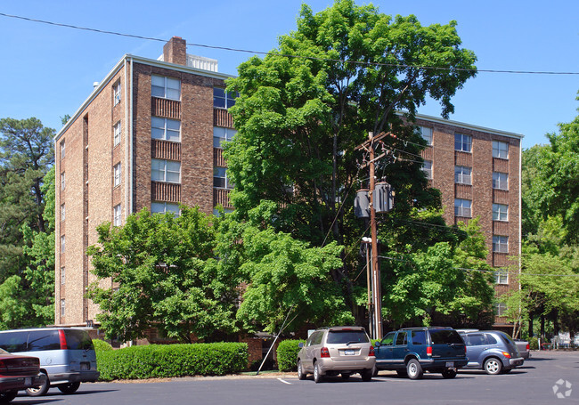 Foto del edificio - Wedgwood Apartments