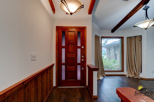 Foto del edificio - 2025 Willow Oak Dr