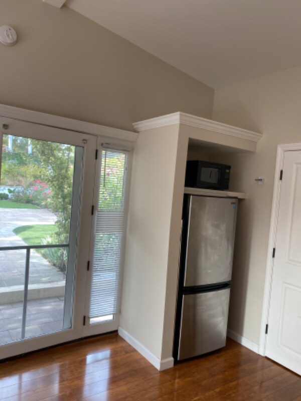 Building Photo - 3258 Alta Ln