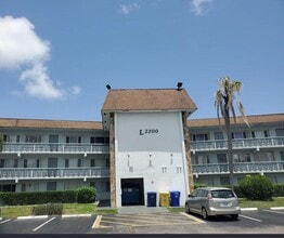 Building Photo - 2200 Springdale Blvd