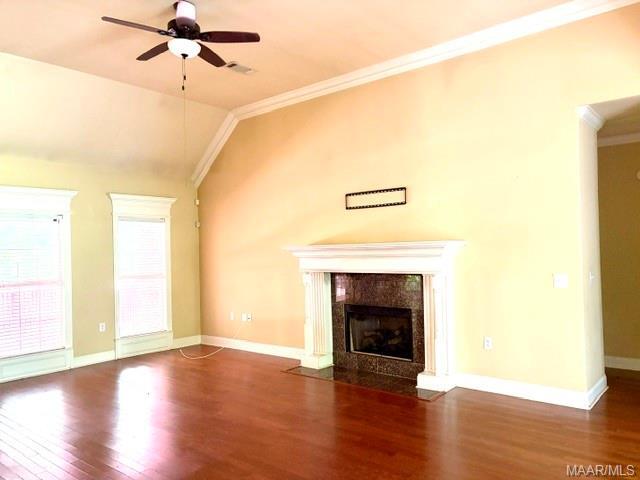 Foto del edificio - 10 Birchwood Ln