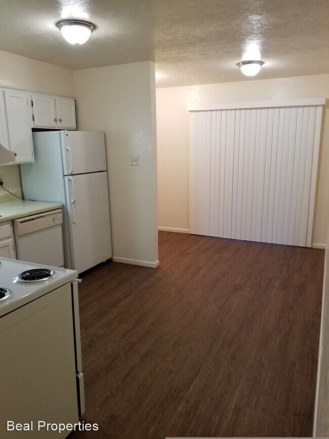 Building Photo - 2 br, 1 bath House - 812 Llano Pl