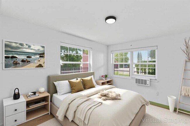 Building Photo - 345 Michigan Ave