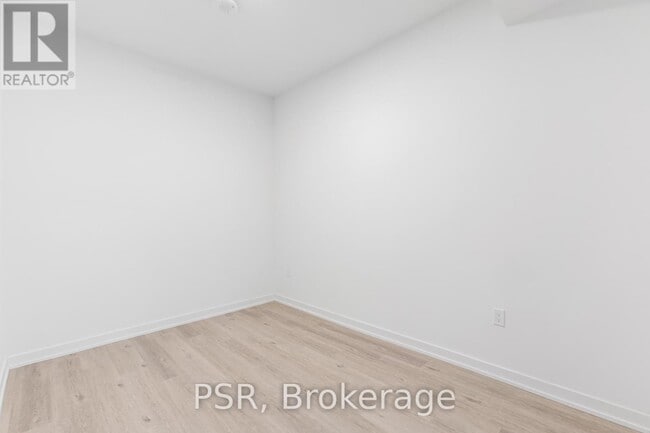 Building Photo - 4365 Bloor St W