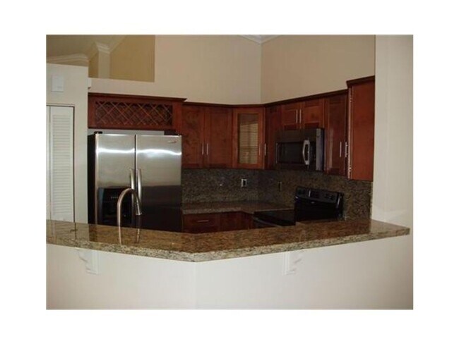 Building Photo - 920 Savannah Falls Dr
