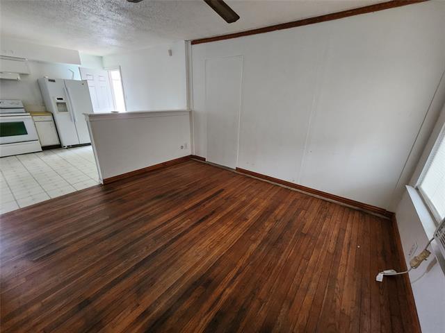 Foto del edificio - 843 Harbor Dr