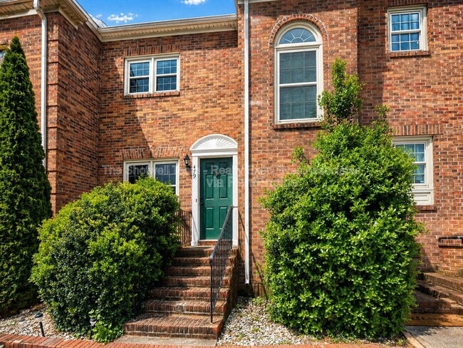 Photo - 479 Bramblewood Ln Townhome