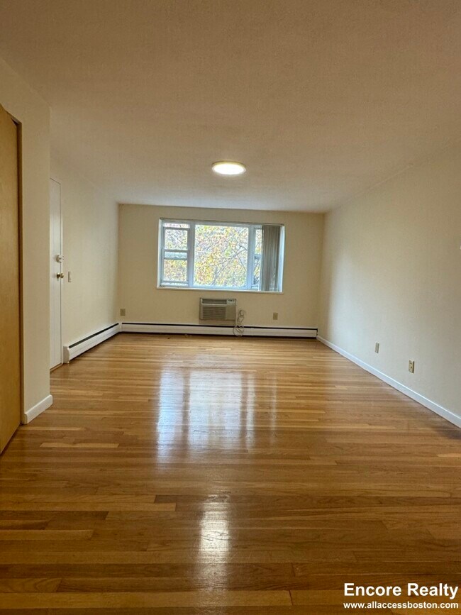 Foto del edificio - 110 Babcock St