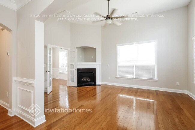 Building Photo - 3117 Scottcrest Way