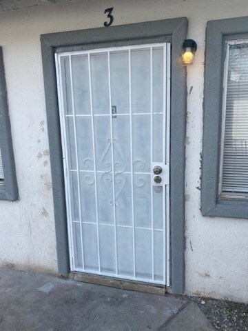 Foto del edificio - 2600 E Mesquite Ave