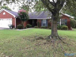 Building Photo - 110 Bridgeway Ln
