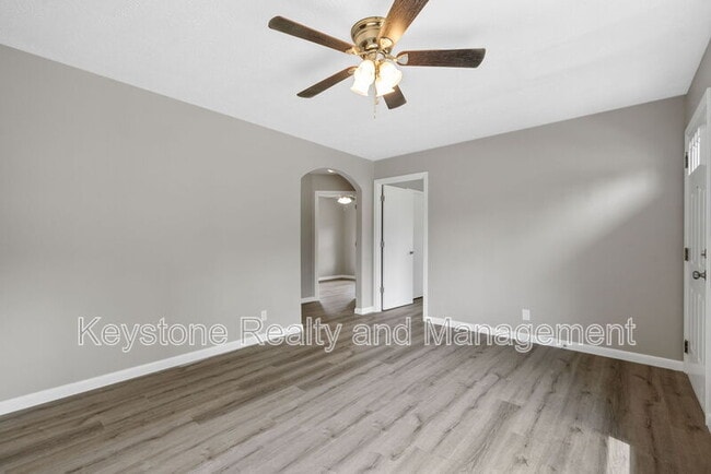 Building Photo - 103 Cayce Ave