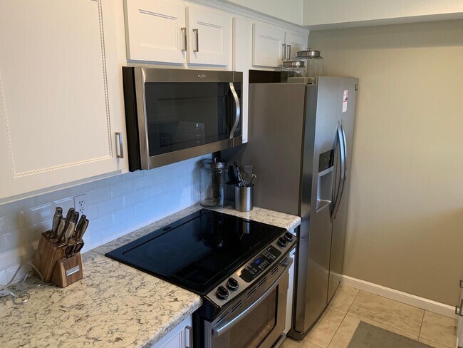 Foto del edificio - 71862 Eleanora Ln