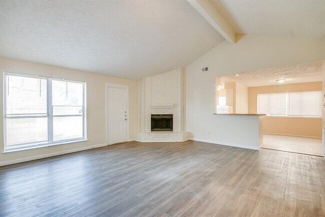 Building Photo - 13203 Whitchurch Way