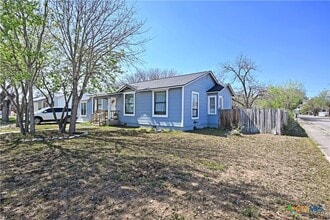 Building Photo - 315 Winburn Ave