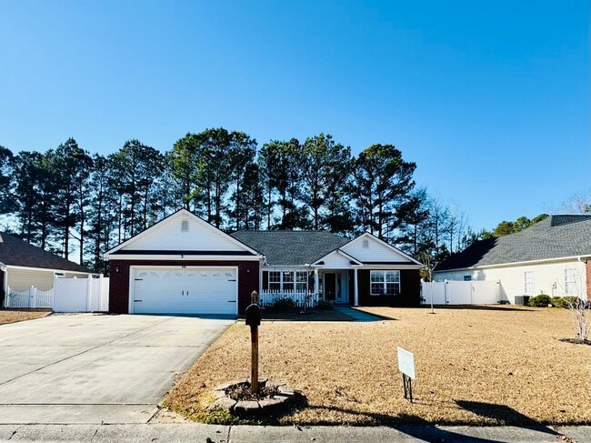 Photo - 932 Eaglet Cir House