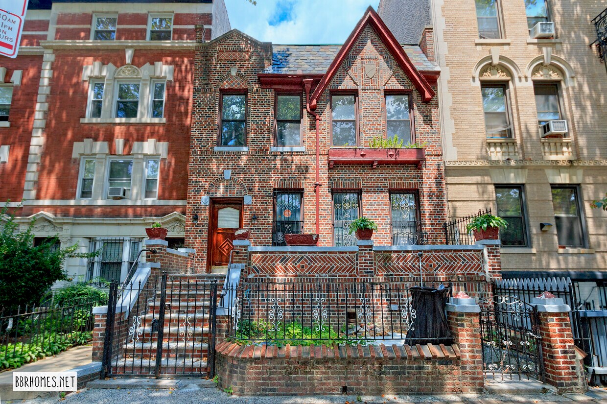 Primary Photo - 1095 Prospect Pl