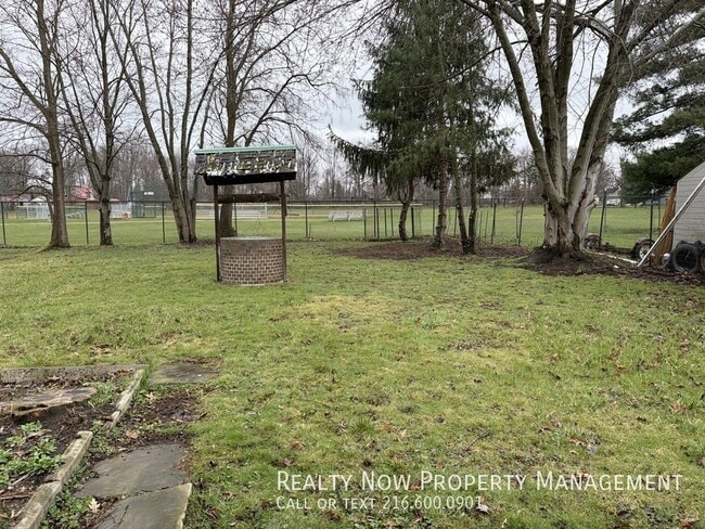 Foto del edificio - 6333 W 130th St