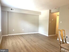 Building Photo - 10257 Arizona Cir