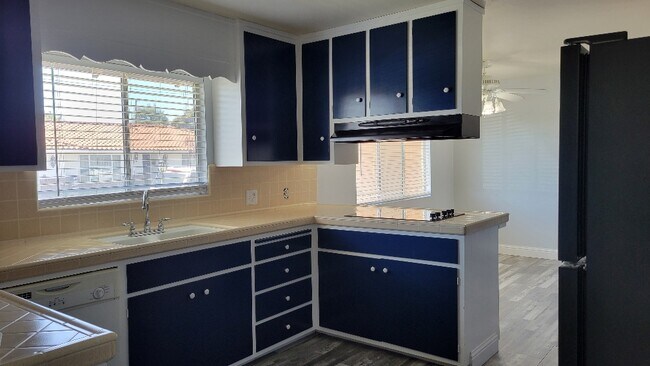 Building Photo - 1520 Alpine Ln