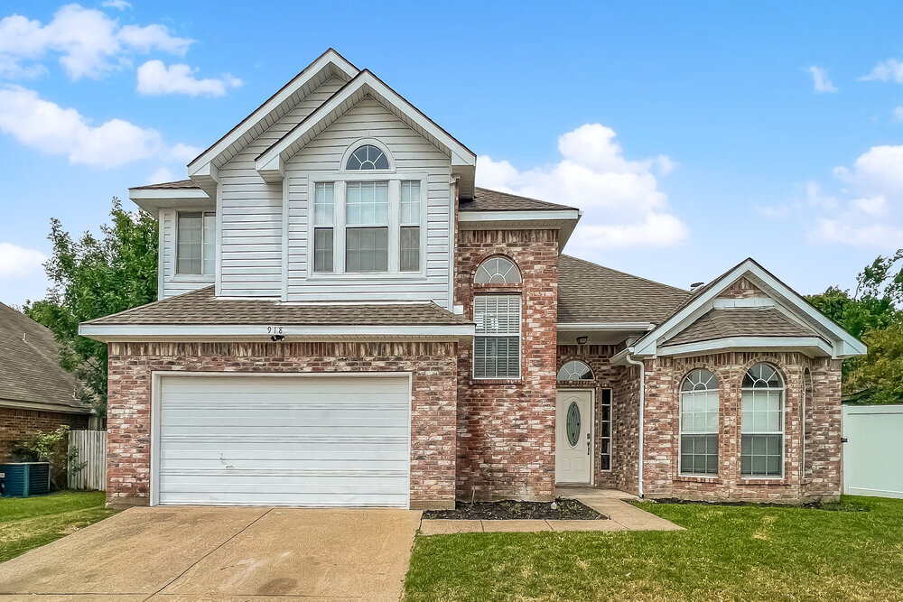 Foto principal - 918 Busby Dr