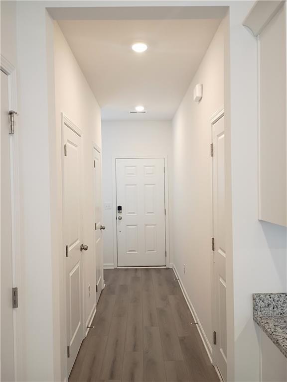 Building Photo - 124 Hazel Dr