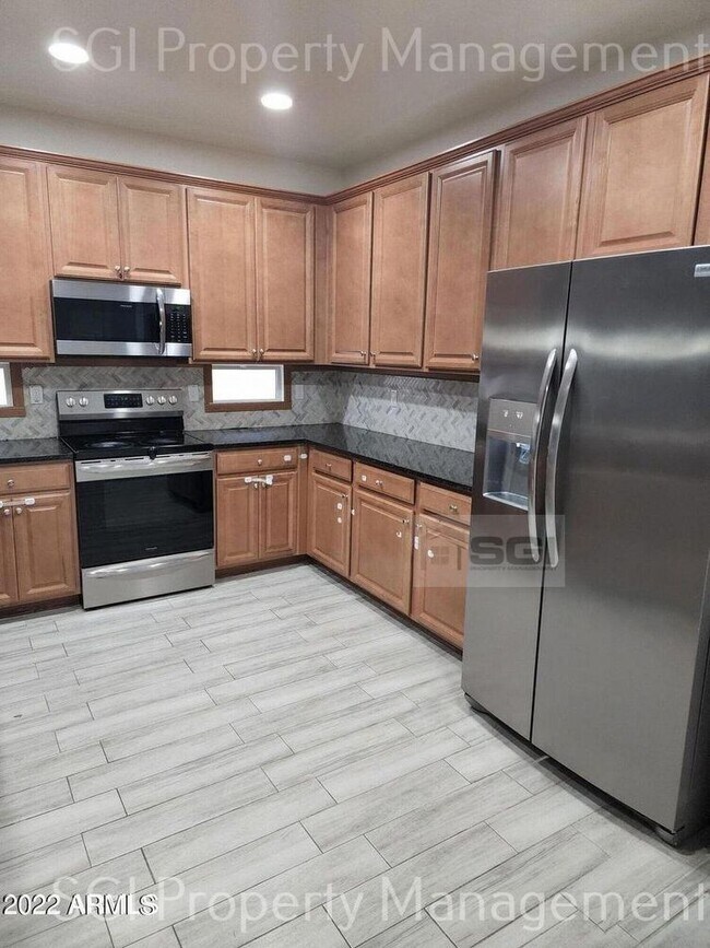 Foto del edificio - 2ND MONTH OF RENT IS FREE!
