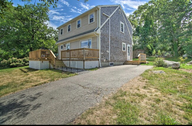 Building Photo - 53 Vinebrook Rd
