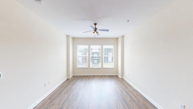 Interior Photo - The Vintage Lofts at West End