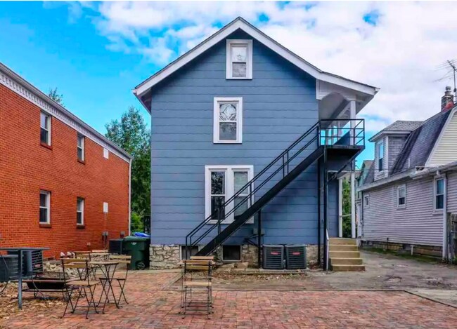 Back of House - 1391 Broadview Ave