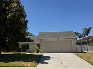 Building Photo - 10476 Charleston Dr