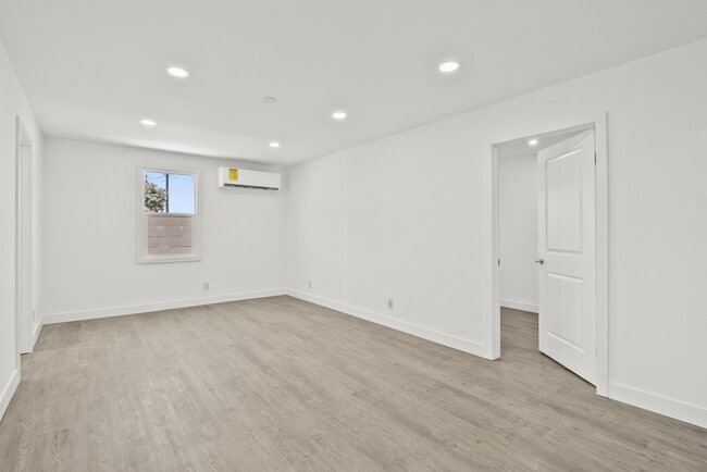 Foto del edificio - 35114 82nd St E