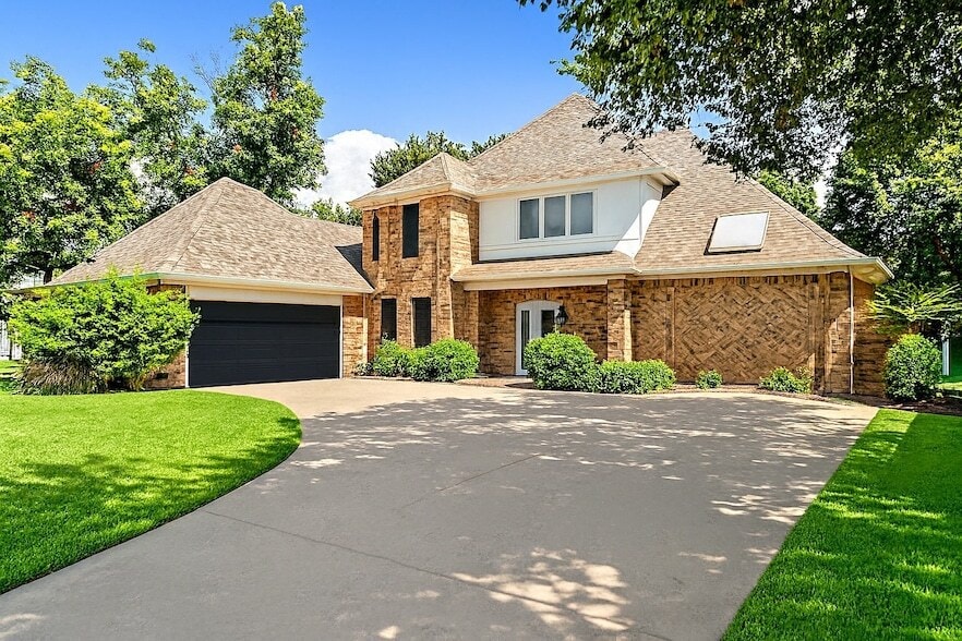 Primary Photo - 1714 Plantation Dr