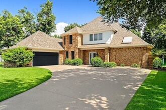 Building Photo - 1714 Plantation Dr