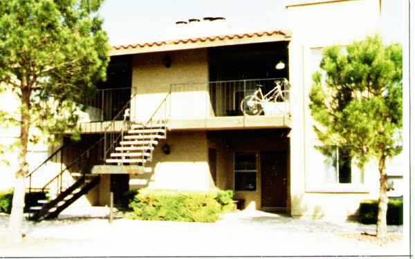 Building Photo - Charleston Heights