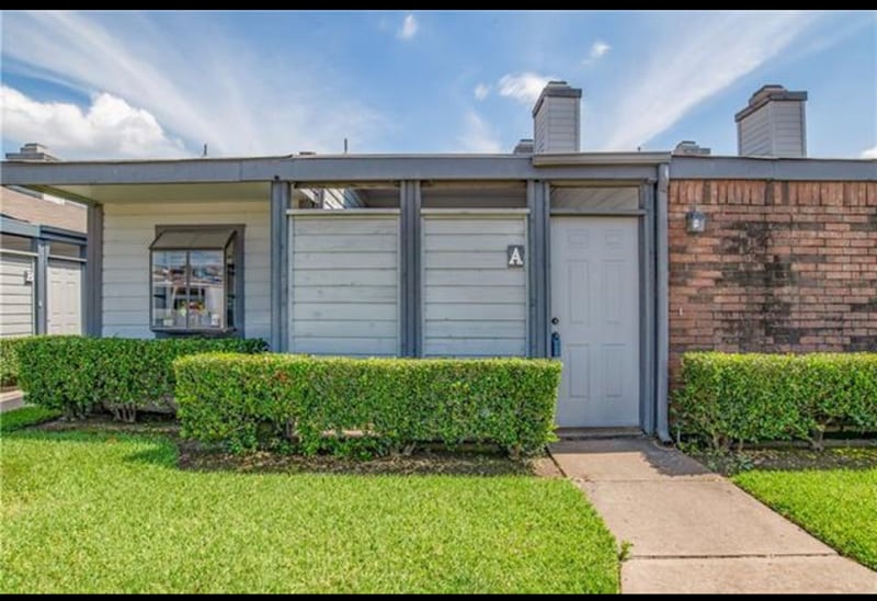 Photo - 606 Bellaire Dr (Hurst, TX)