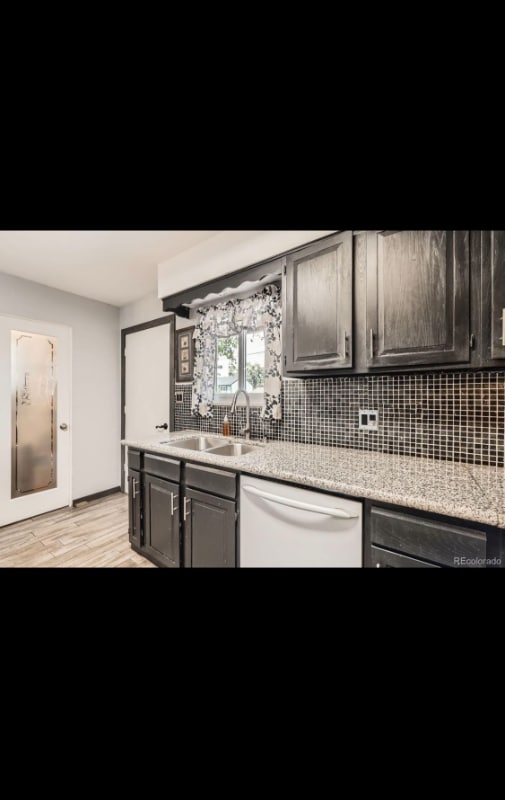 Building Photo - 1977 Altura Blvd