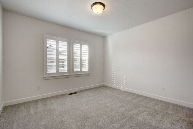Foto del edificio - 538 S Prospector Ln