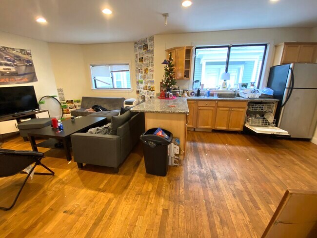 Foto del edificio - 72 Ashford St