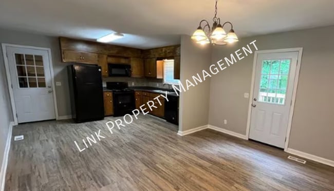 Photo - 107 Laferry Lane- House