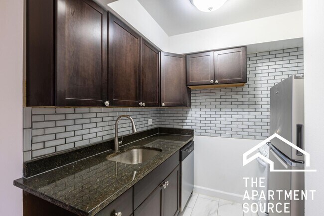 Foto del edificio - 6830 N Sheridan Rd